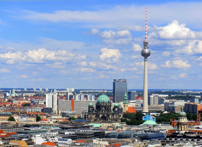 Alexanderplatz Dom Fernsehturm Berlin view