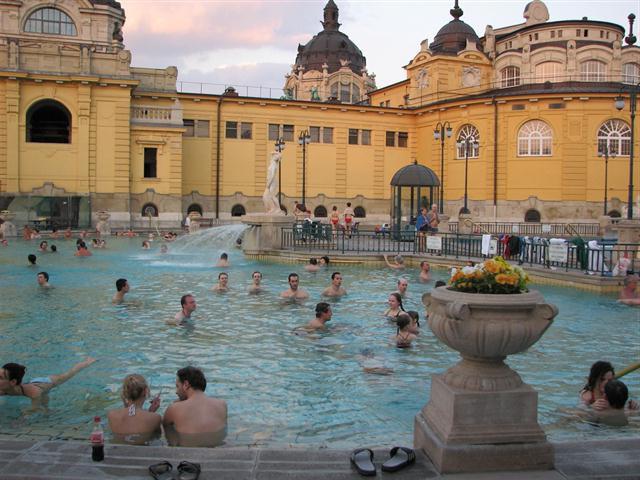 отели Венгрии с термальными источниками 