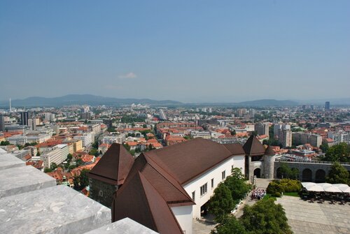Вид на Любляну с башни замка Град