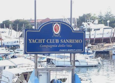 /800/600/http/italia-ru.com/files/yacht-club-san-remo.jpg