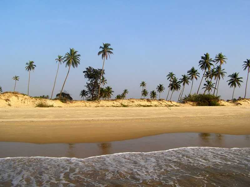 Гоа пляж Парадайз песок
