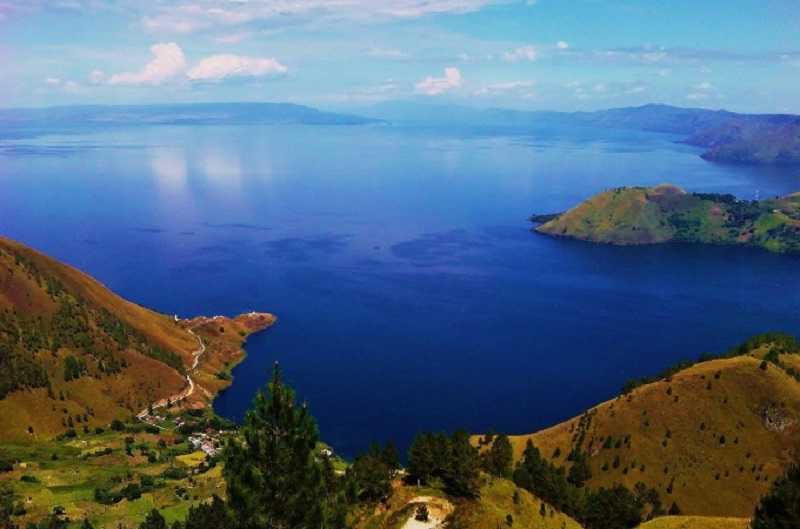 Остров Суматра Озеро Тоба