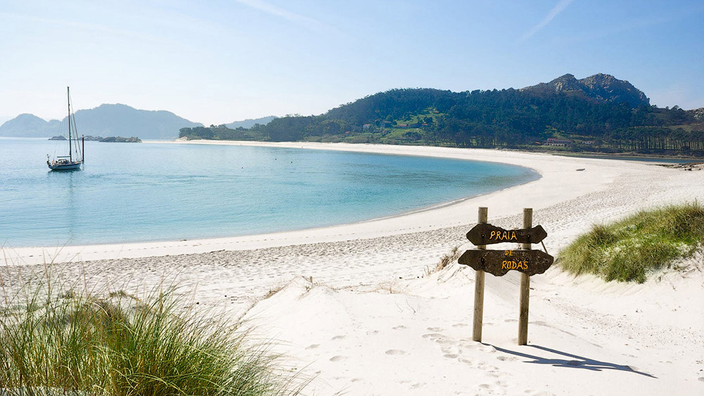 10 самых красивых пляжей Испании. Пляж Родос