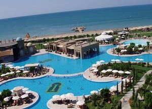 Панорама отеля 4 звезды Hilton Hurgada Long Beach Resort в Хургадае Египет