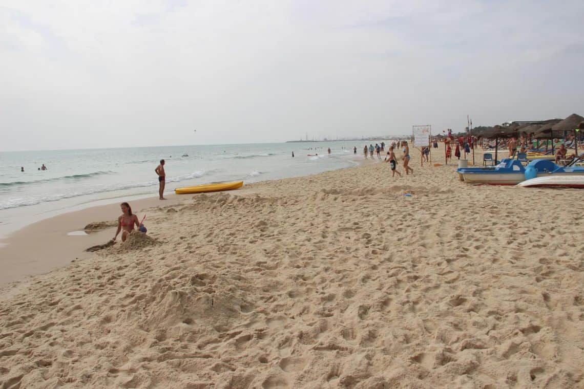 Пляж в Хаммамете (Тунис)