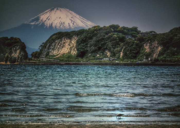Япония, вид с моря на Фудзияму, фото Gustavo Thomas