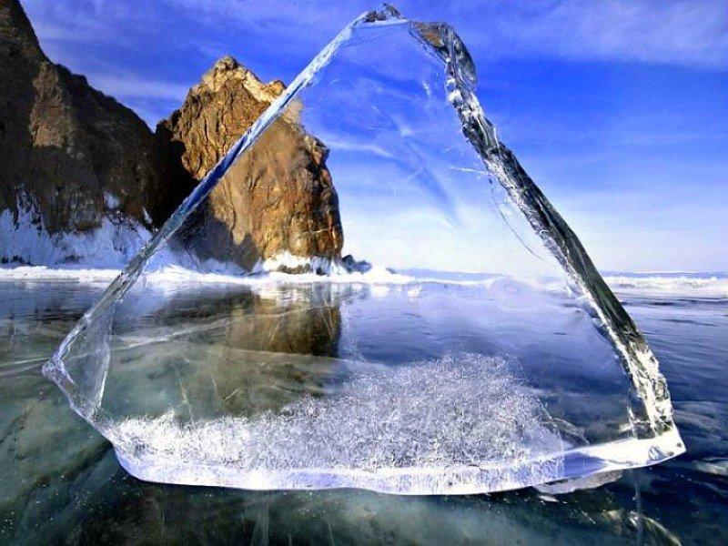 прозрачный лед Байкала фото