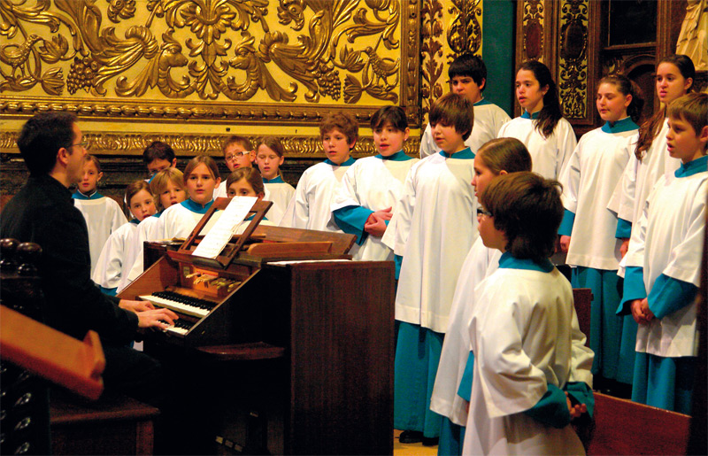 Детский хор “Элс Блауэтс”один из старейших в Европе. NELE BENGENS