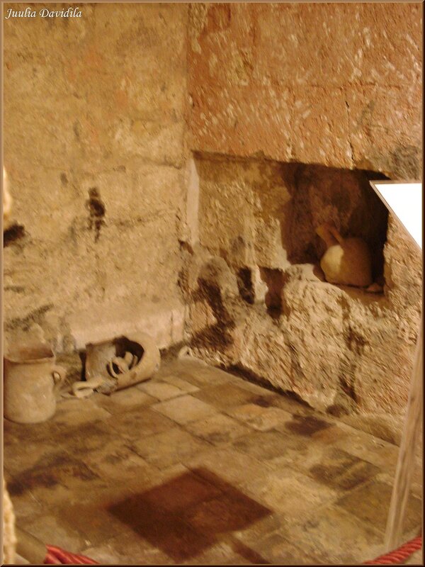 La Almudaina. Средневековый туалет.