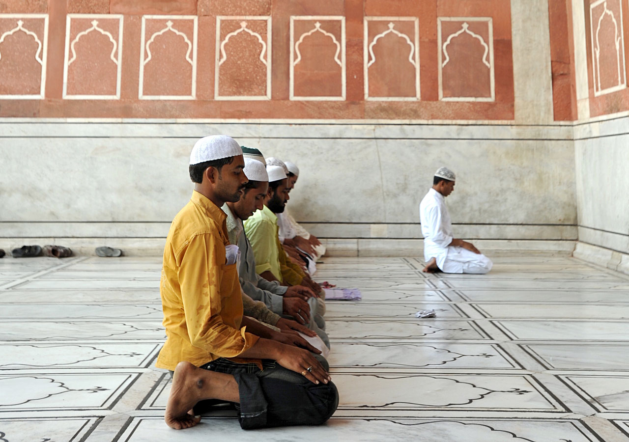 Жители Дубая исповедуют ислам