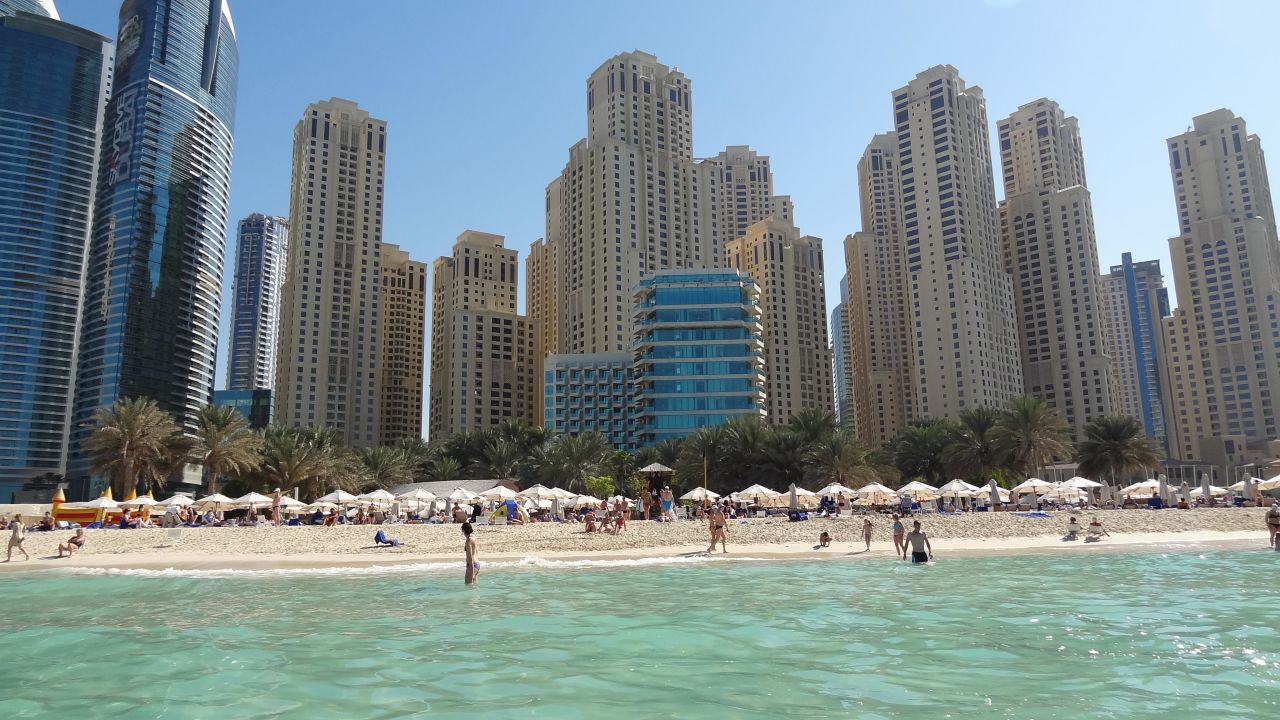Пляж отеля Hilton Dubai The Walk