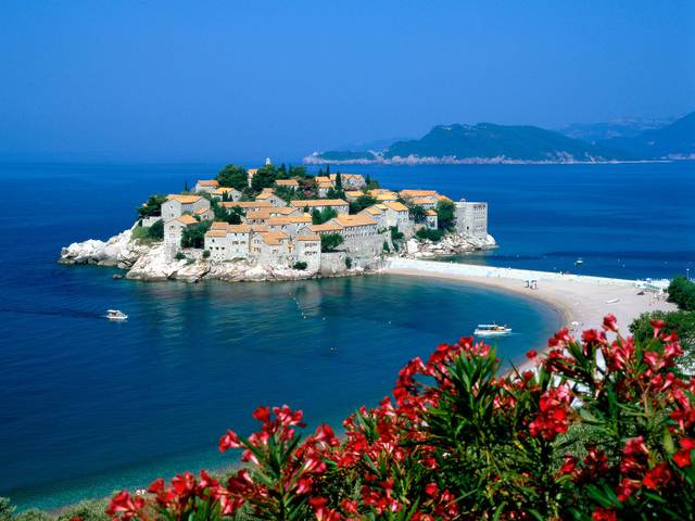 Когда лучше отдыхать в черногории на море отзывы